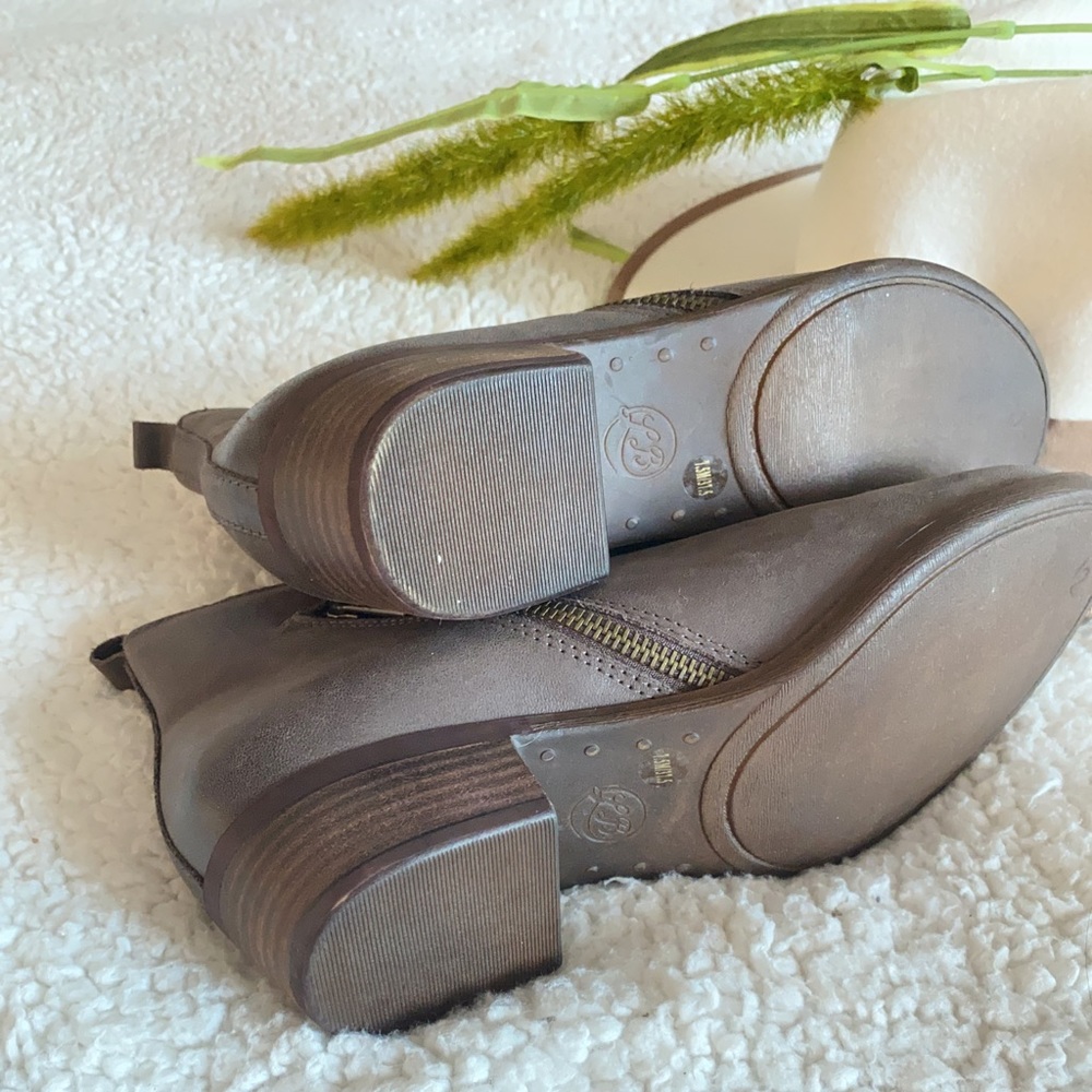 Lucky Brand the Bryton leather ankle boots - Picture 8 of 11